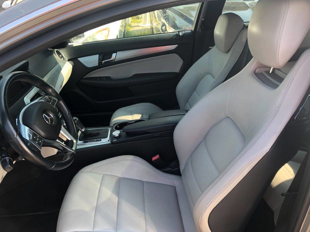 Used 2012 Mercedes-Benz C 250 Coupe image 6