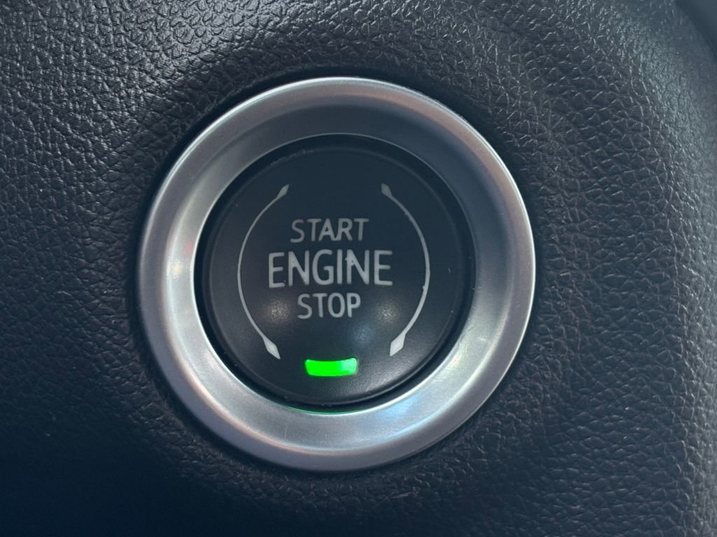 Used 2022 Chevrolet Silverado 1500 RST w/ Convenience Package II image 17