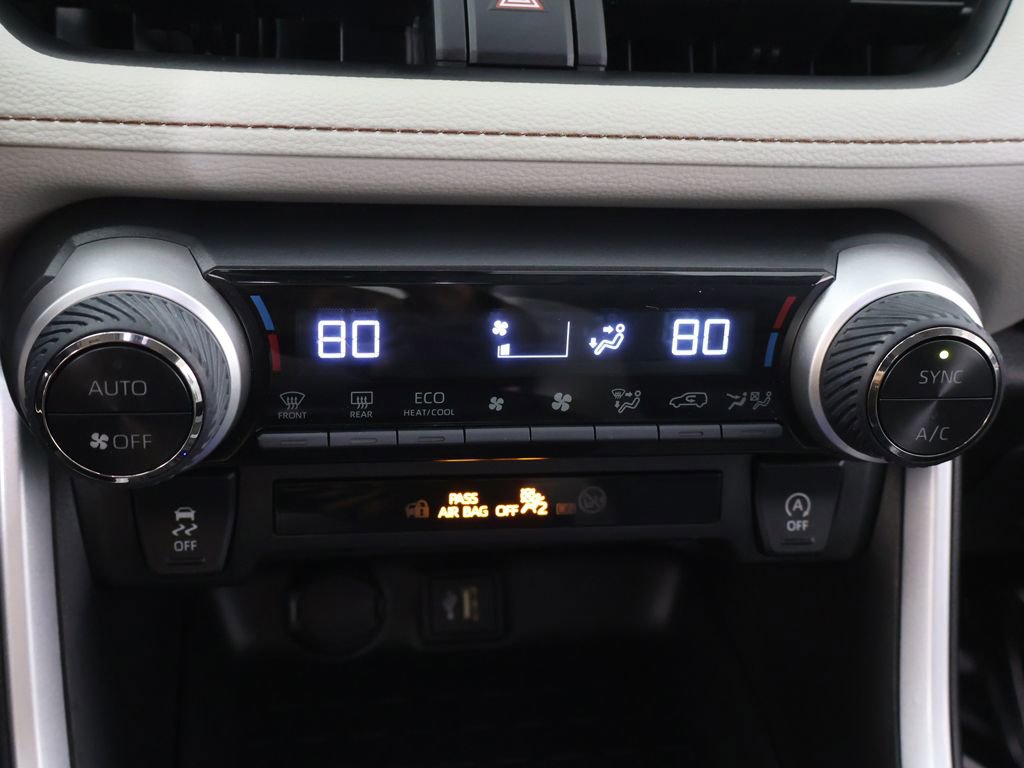 Used 2024 Toyota RAV4 XLE image 44