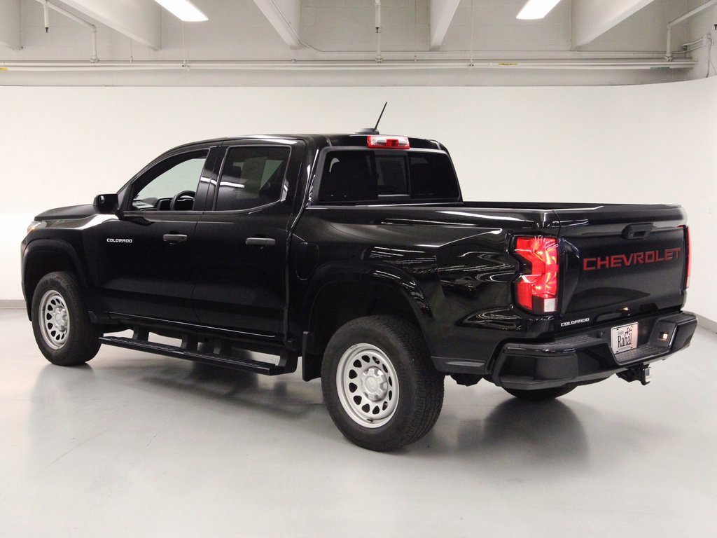 Used 2023 Chevrolet Colorado W/T image 9