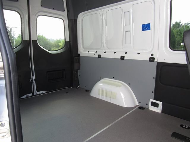 New 2025 Mercedes-Benz Sprinter 2500 image 22