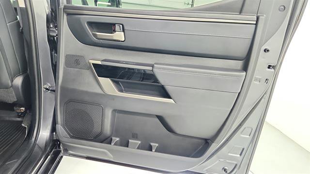 Used 2024 Toyota Tundra Limited image 28