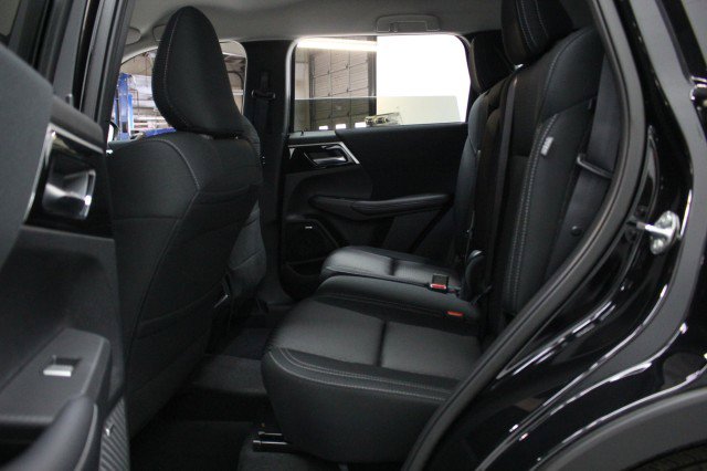 New 2026 Mitsubishi Outlander ES image 22