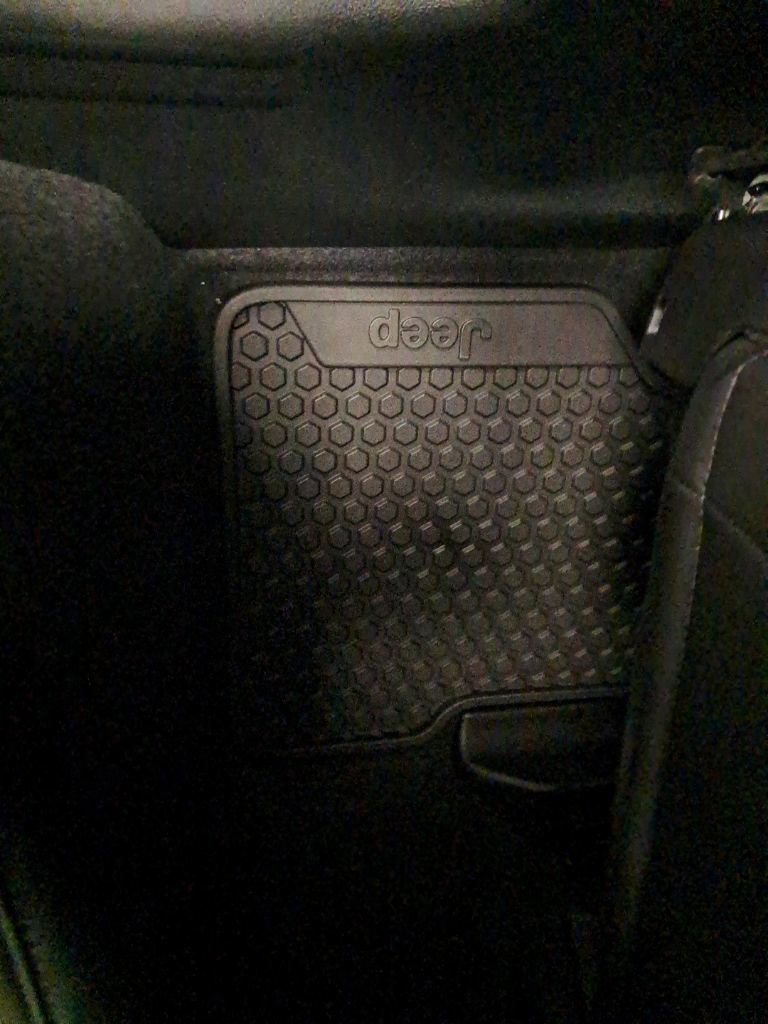 New 2026 Jeep Compass Latitude image 16