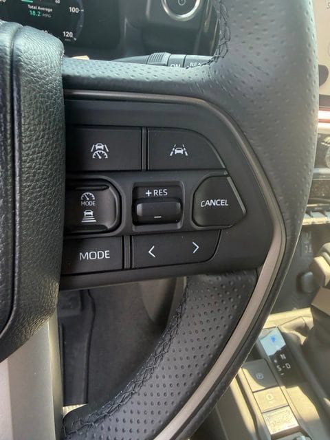 New 2026 Toyota 4Runner Limited AWD/4WD image 19