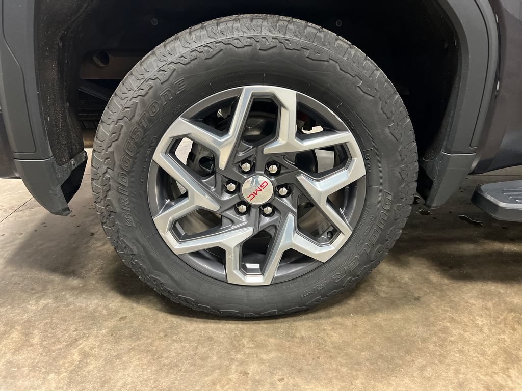 Certified 2023 GMC Sierra 1500 SLT w/ SLT Premium Package AWD/4WD image 10