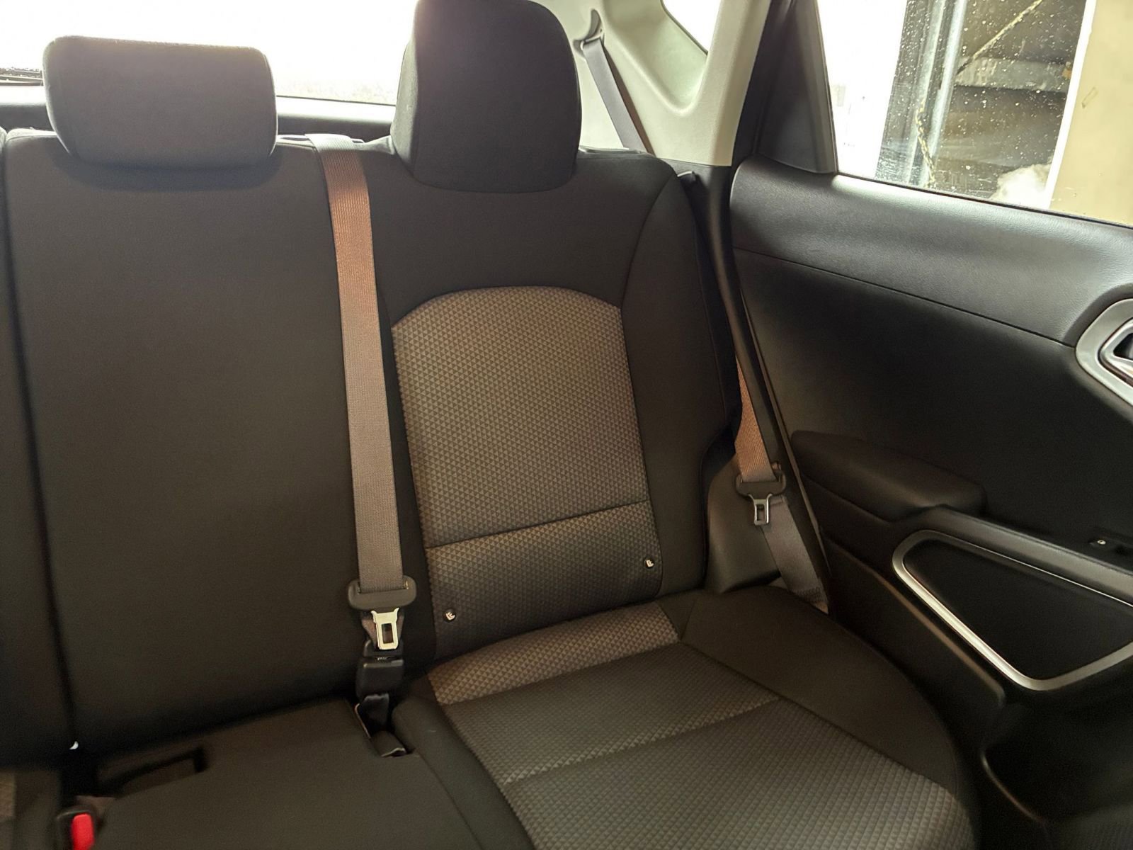 Used 2025 Kia Soul LX w/ LX Technology Package image 35