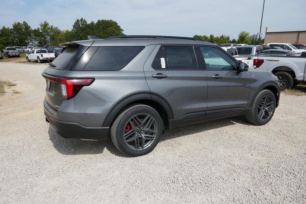 New 2025 Ford Explorer ST-Line w/ Premium Package image 5