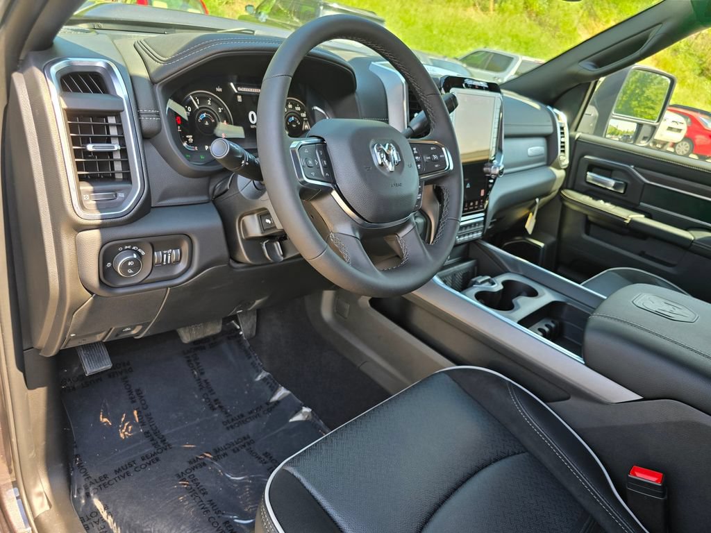 New 2026 RAM 3500 Laramie w/ Sport Appearance Package AWD/4WD image 22