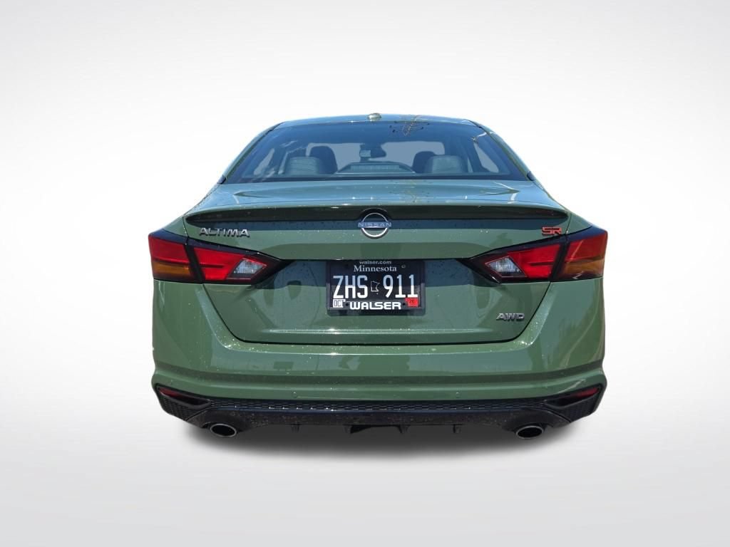 Used 2025 Nissan Altima 2.5 SR w/ SR Premium Package AWD/4WD image 5
