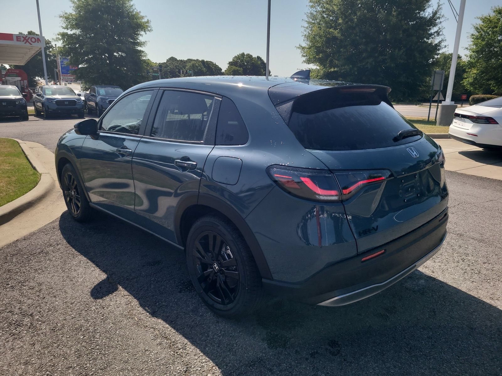 New 2027 Honda HR-V Sport image 5