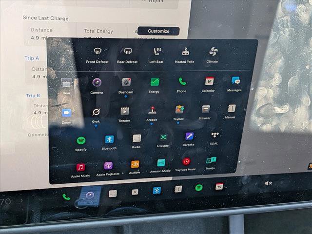 Used 2022 Tesla Model S Plaid image 10