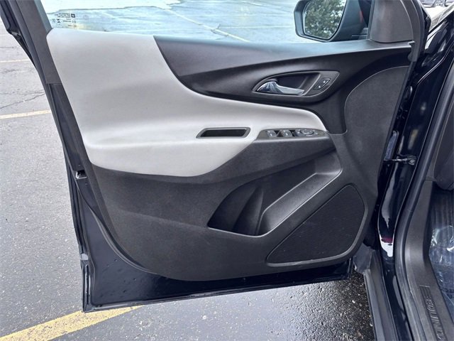 Used 2024 Chevrolet Equinox LS w/ Midnight Edition image 12