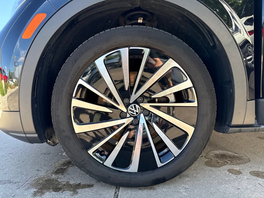 Certified 2023 Volkswagen ID.4 Pro S Plus AWD/4WD image 28