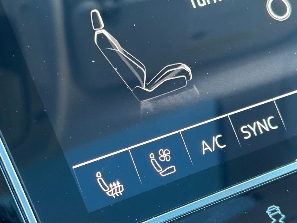 Used 2023 Audi Q7 3.0T Prestige image 36