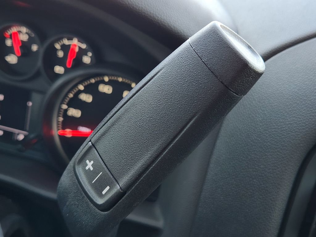 Used 2025 Chevrolet Silverado 1500 W/T w/ WT Value Package image 26