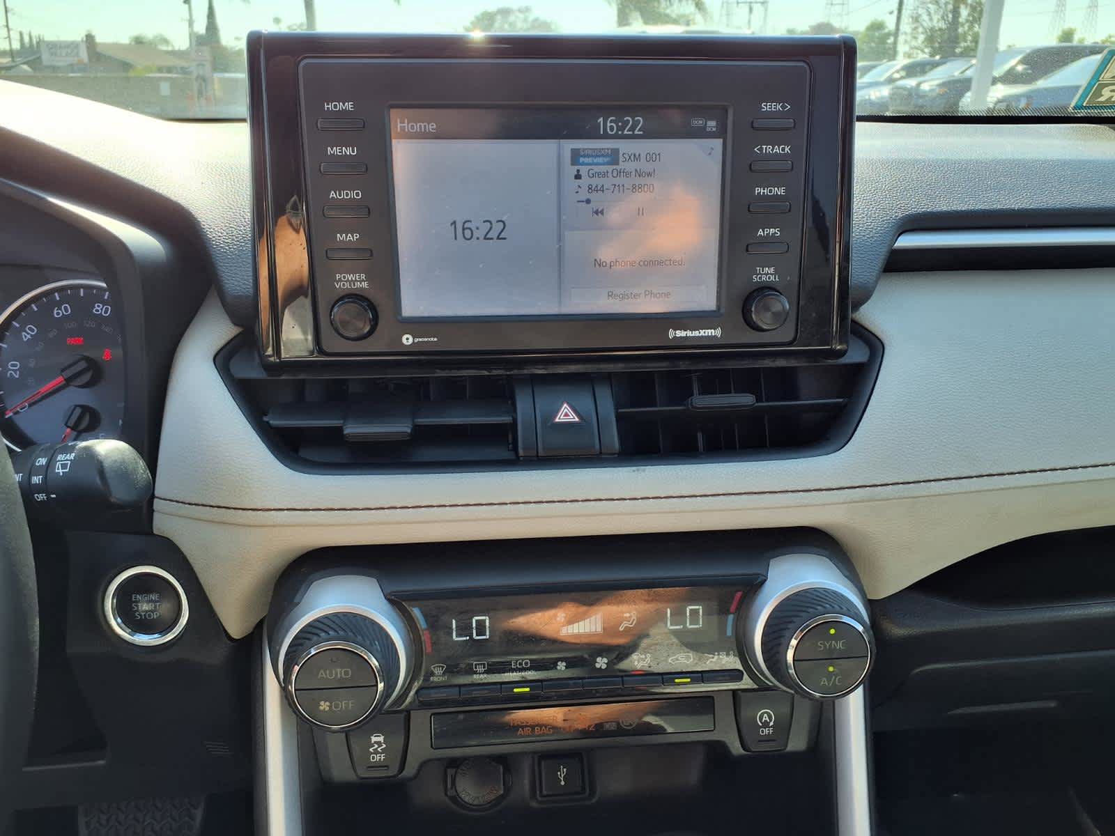 Used 2020 Toyota RAV4 XLE FWD image 22