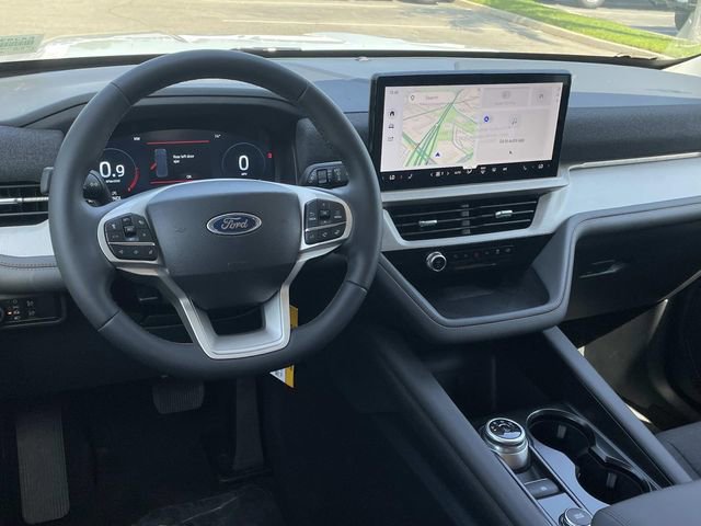 New 2026 Ford Explorer Active RWD image 6