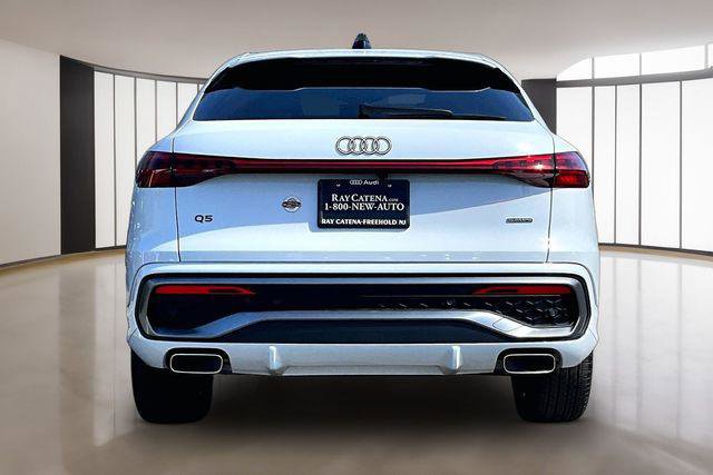 Used 2025 Audi Q5 Premium w/ Convenience Package AWD/4WD image 6