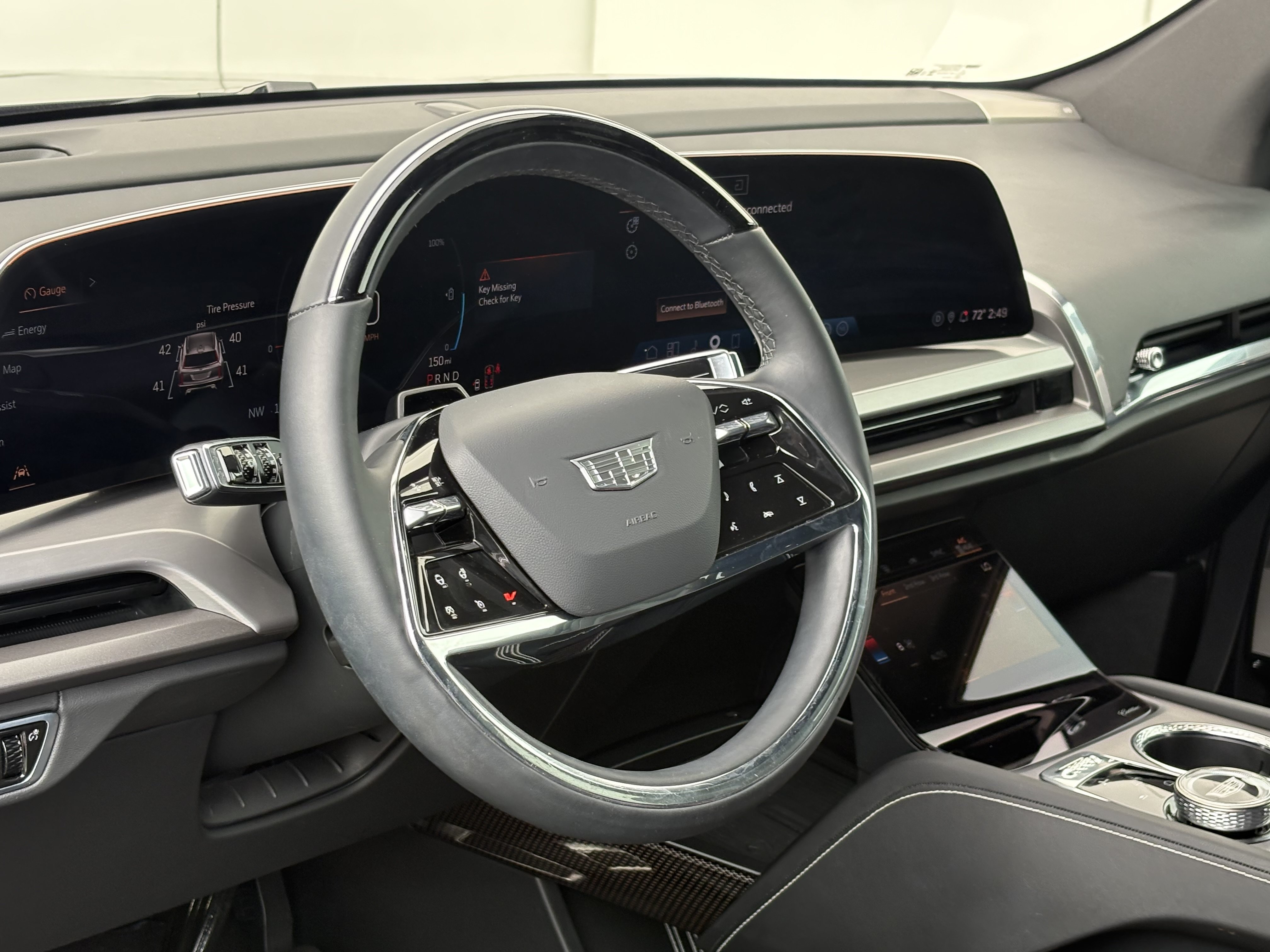 Certified 2026 Cadillac Vistiq Sport w/ LPO, Floor Liner Package AWD/4WD image 18