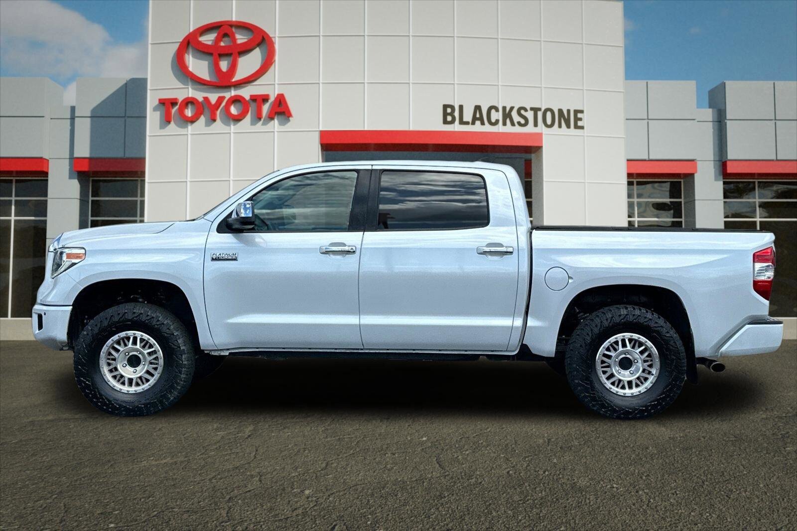 Used 2021 Toyota Tundra Platinum AWD/4WD image 6