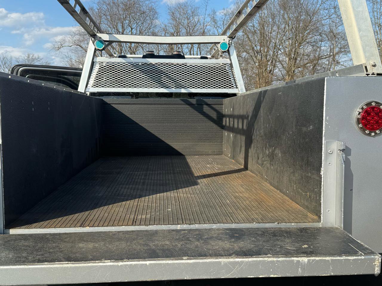 Used 2022 Ford F350 XL w/ Power Equipment Group image 8