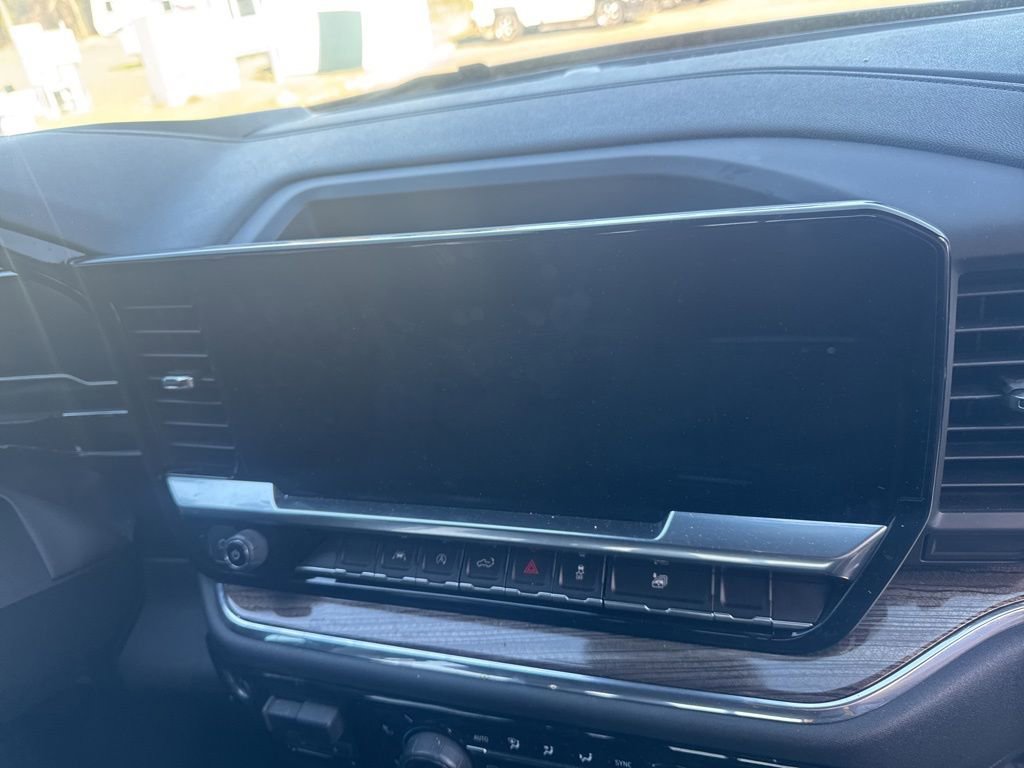 Used 2023 Chevrolet Silverado 1500 RST w/ Convenience Package II image 6