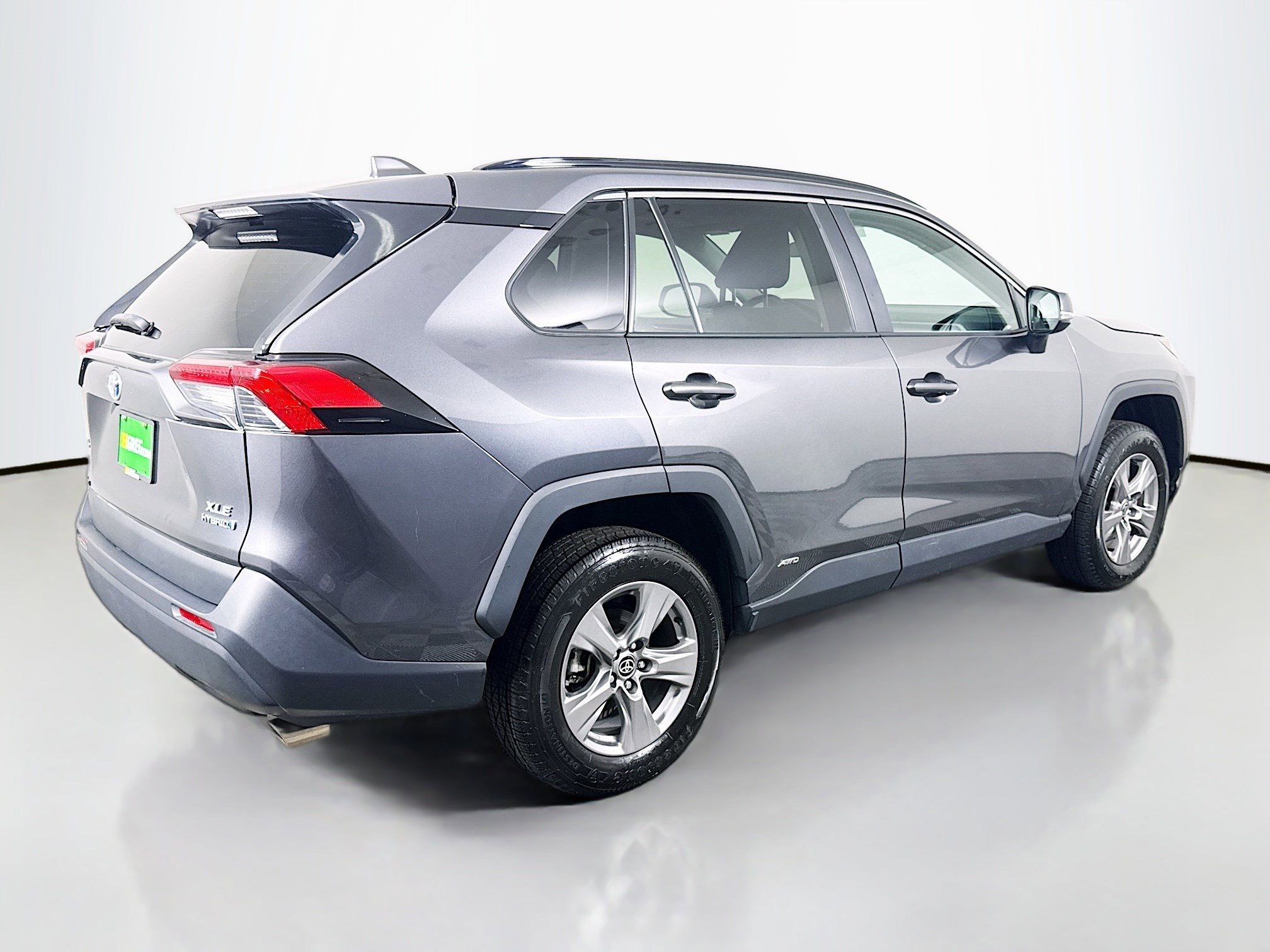 Used 2023 Toyota RAV4 XLE w/ Convenience Package AWD/4WD image 10