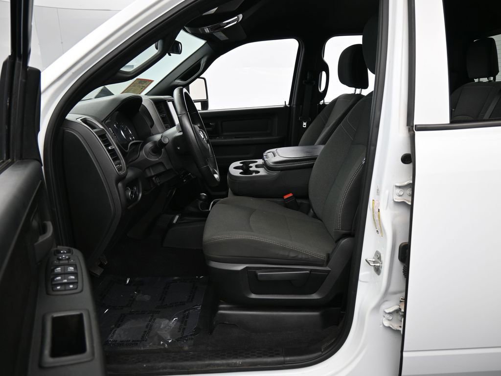 Used 2024 RAM 3500 Tradesman AWD/4WD image 11
