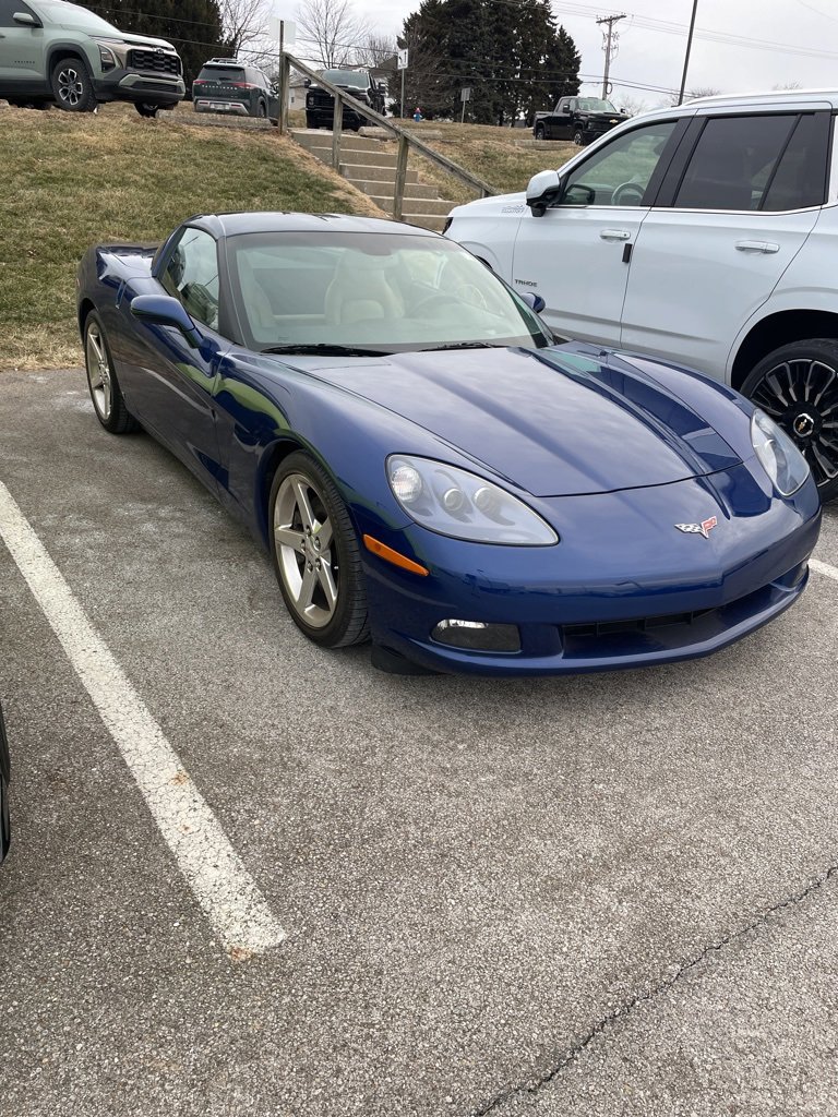 Used 2006 Chevrolet Corvette w/ Preferred Equipment Group image 3
