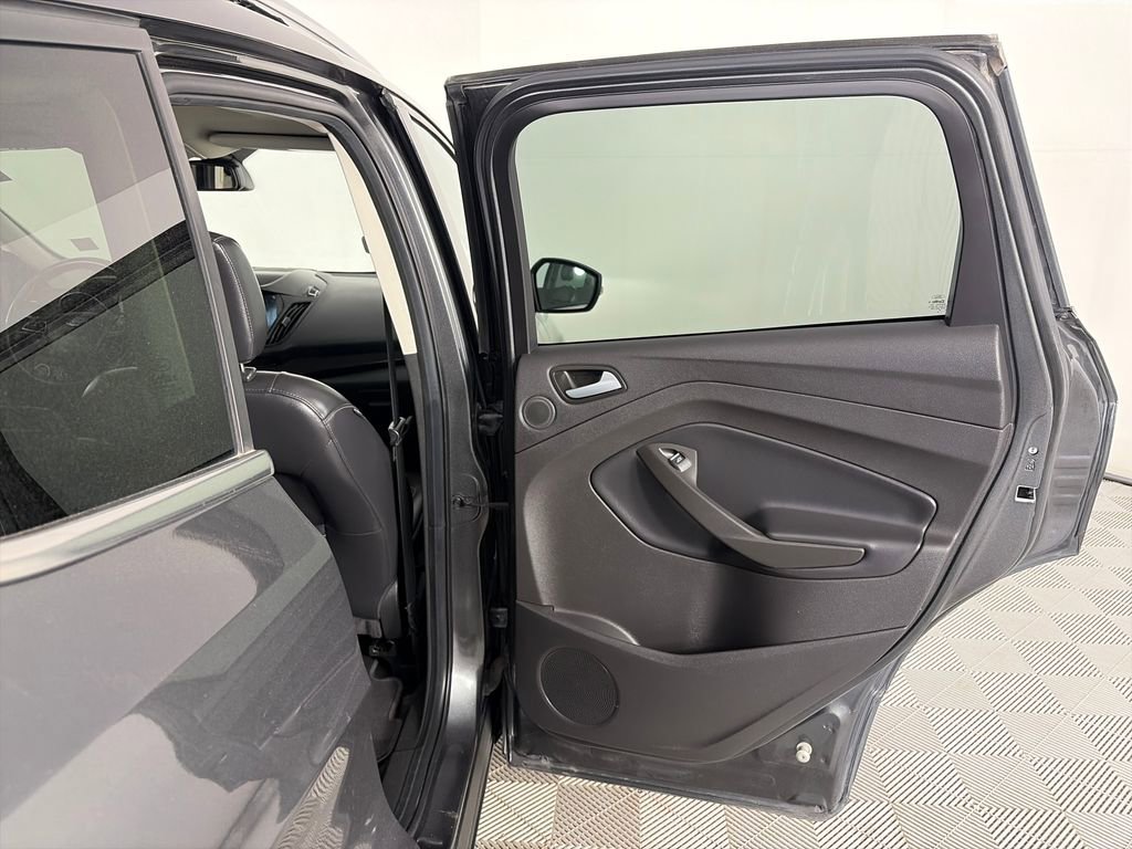 Certified 2019 Ford Escape Titanium AWD/4WD image 28
