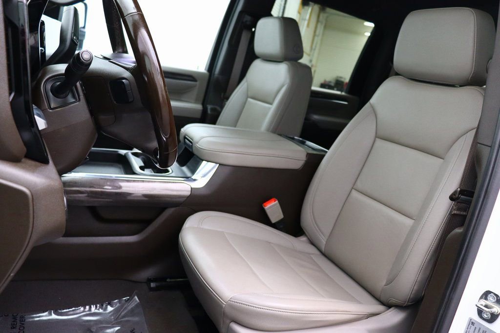 Used 2024 Chevrolet Silverado 3500 LTZ w/ LTZ Plus Package image 14