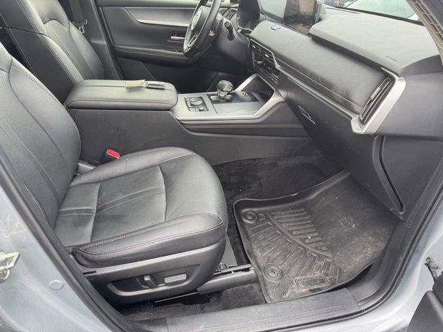 Used 2024 MAZDA CX-90 3.3 Turbo w/ Premium Package image 15