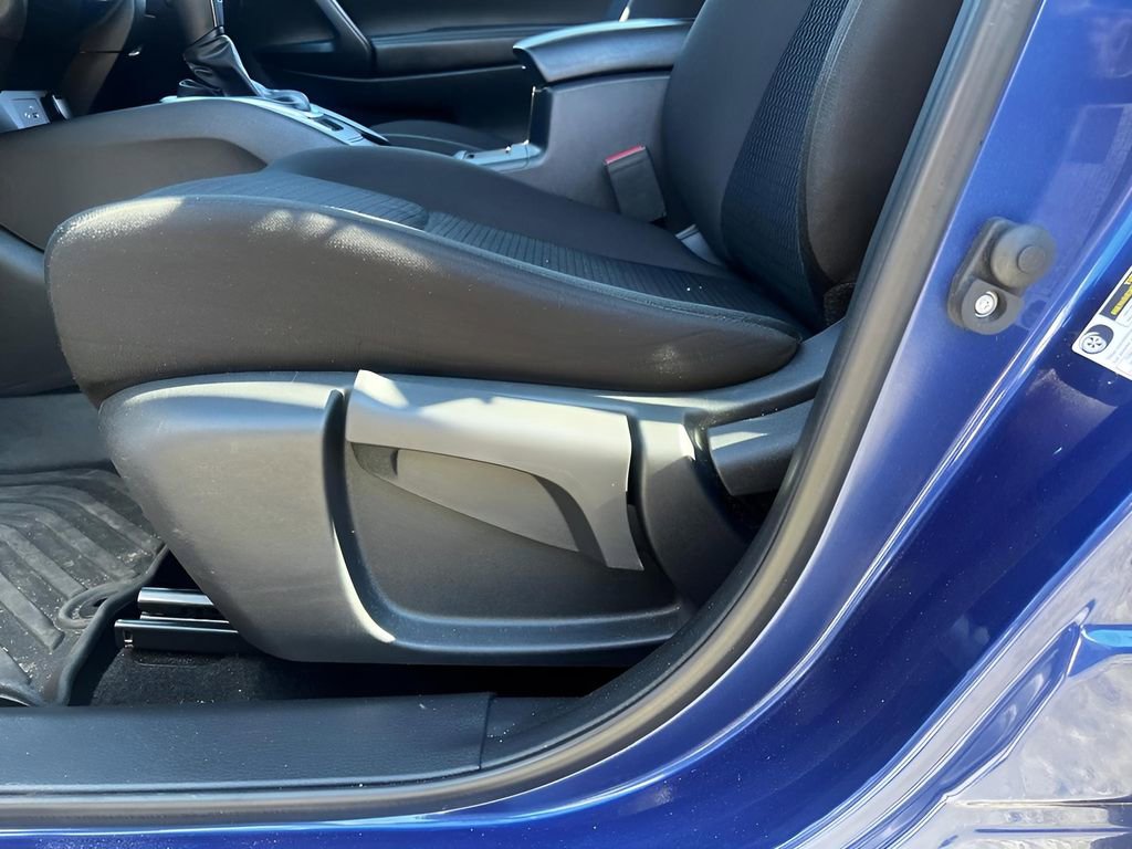 Used 2022 Nissan Rogue Sport S image 16