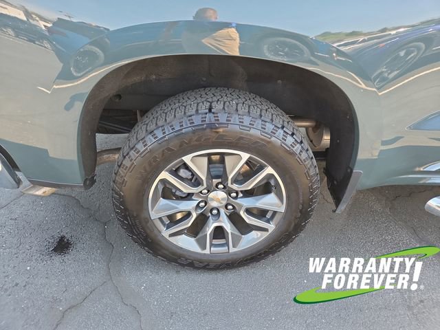 Used 2025 Chevrolet Silverado 1500 LT w/ Leather Package AWD/4WD image 20