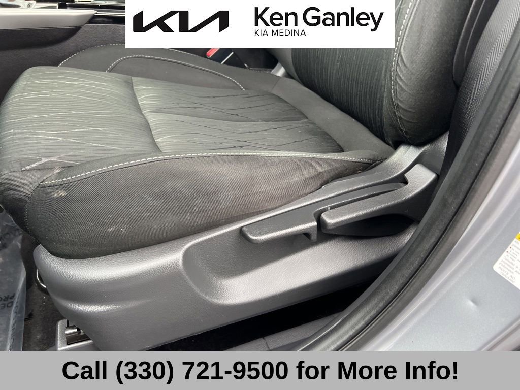 Used 2018 Mitsubishi Eclipse Cross SE image 28