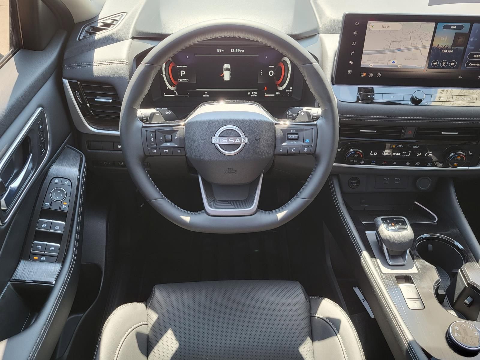 New 2026 Nissan Rogue Platinum image 2