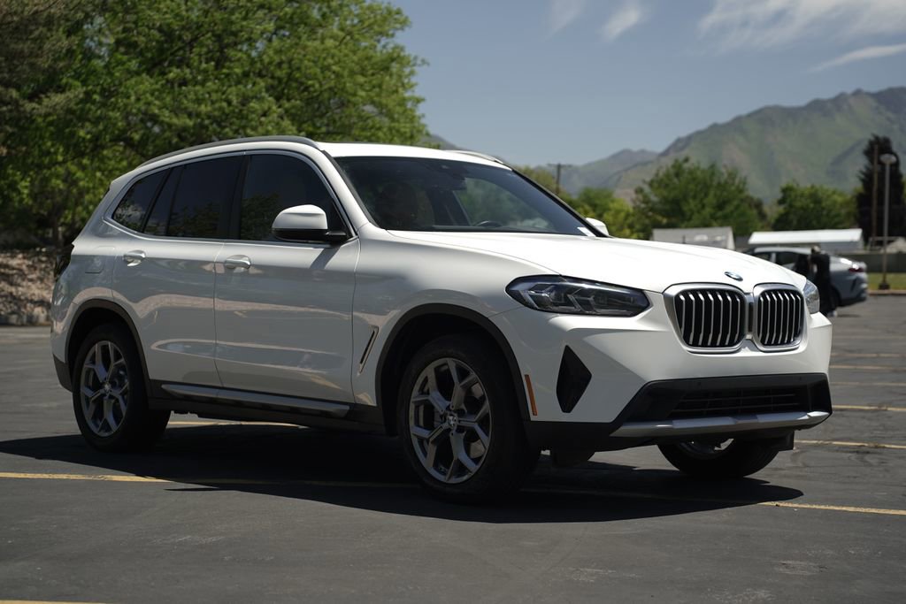 Used 2023 BMW X3 xDrive30i w/ Premium Package AWD/4WD image 7