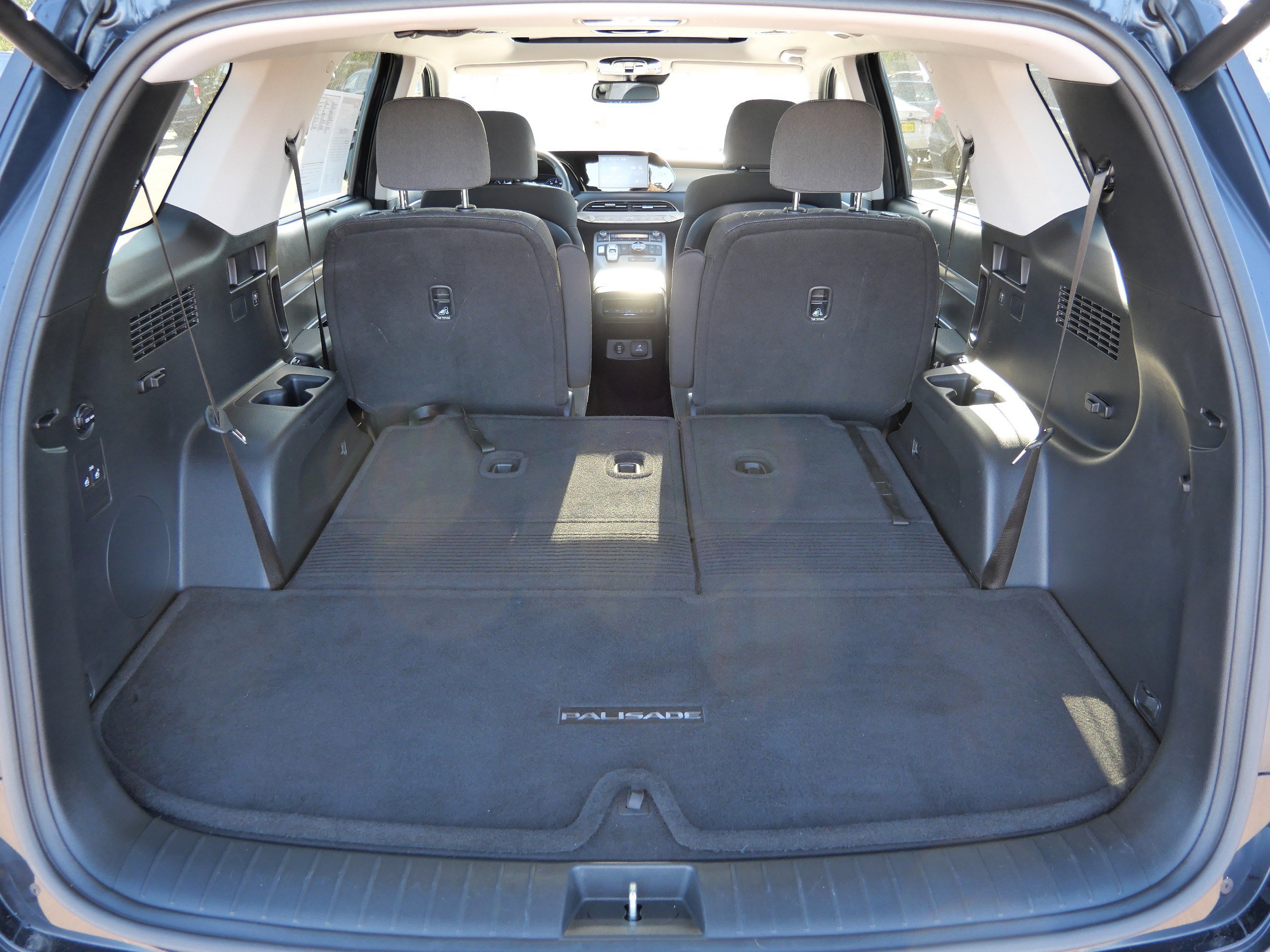 Used 2021 Hyundai Palisade SEL w/ Convenience Package AWD/4WD image 18