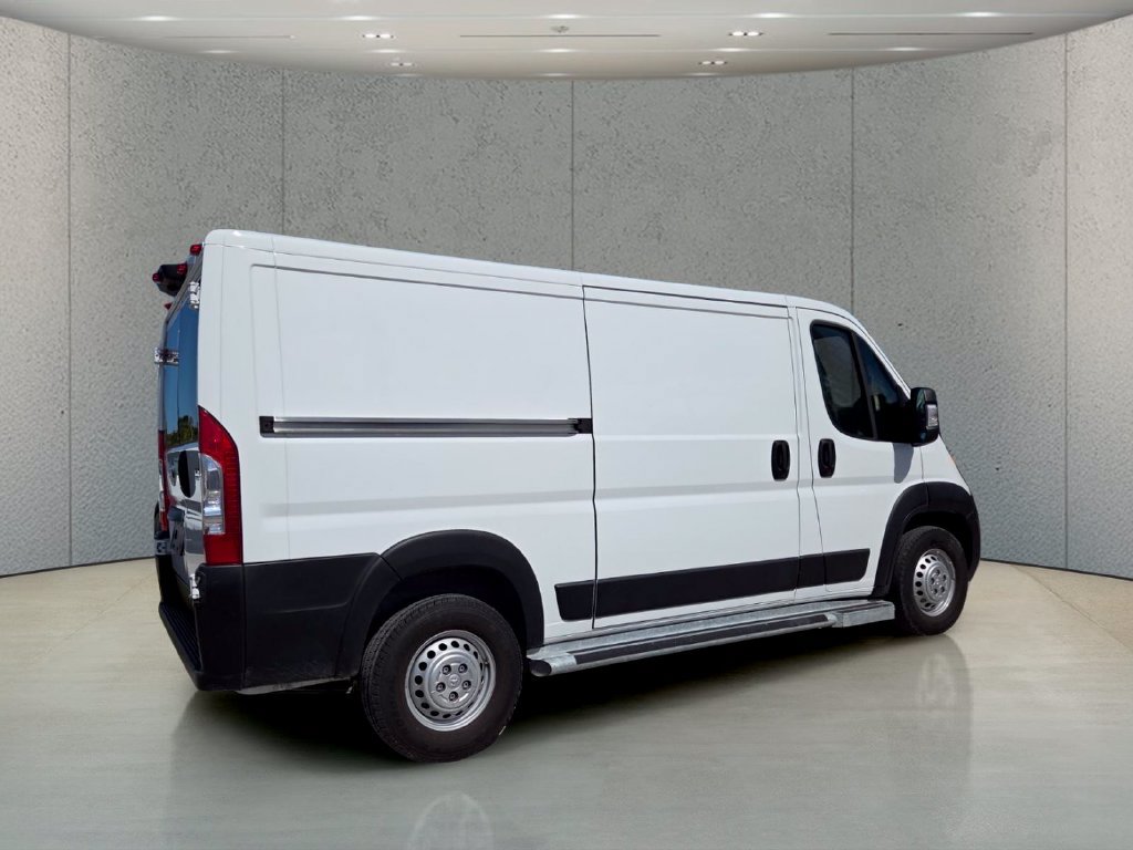 Used 2025 RAM ProMaster 2500 w/ U-Haul Equipment Group FWD image 5