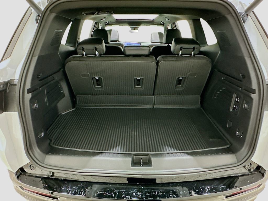 New 2026 Buick Enclave Sport Touring w/ Power Package FWD image 28