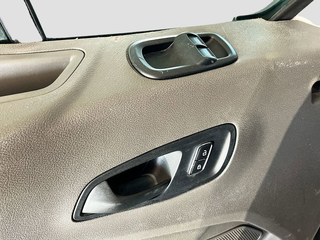 Used 2025 Ford Transit 250 148 Medium Roof w/ Load Area Protection Package image 18