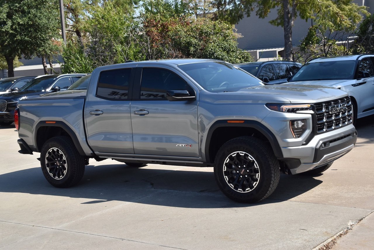 Used 2026 GMC Canyon AT4 AWD/4WD image 5