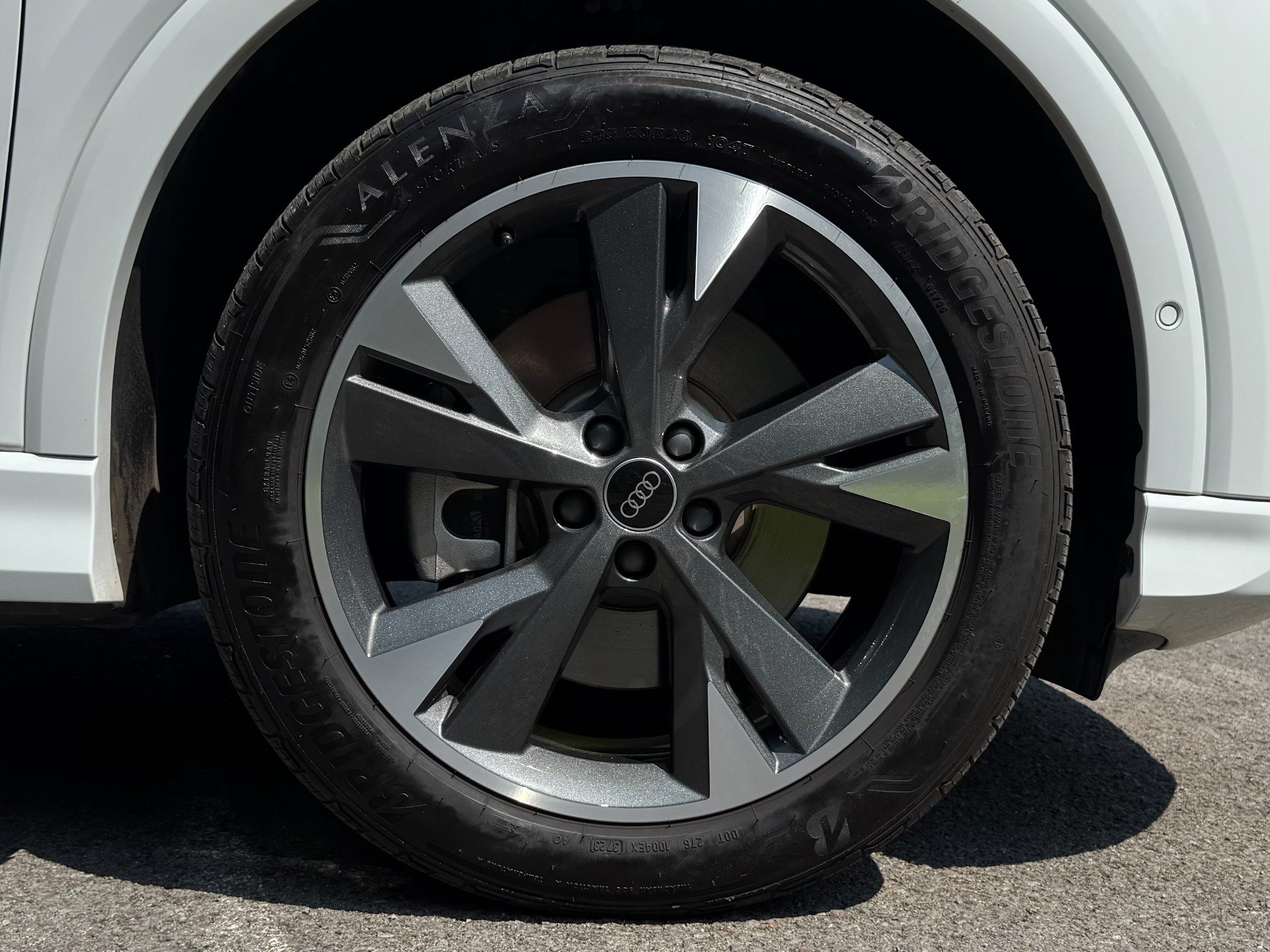 Used 2024 Audi Q4 e-tron Premium Plus AWD/4WD image 48