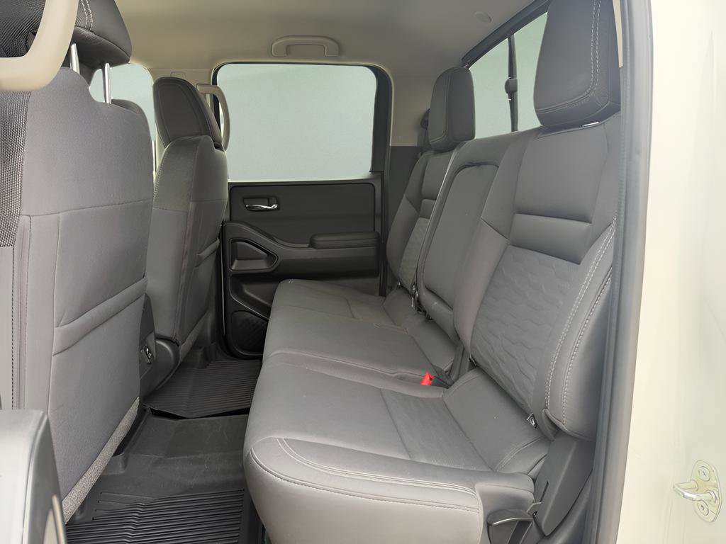 Certified 2022 Nissan Frontier SV image 11