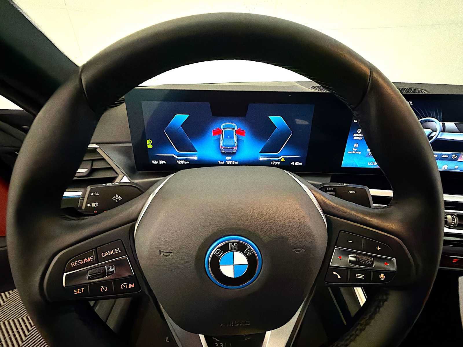 Used 2024 BMW i4 eDrive35 w/ Convenience Package RWD image 13