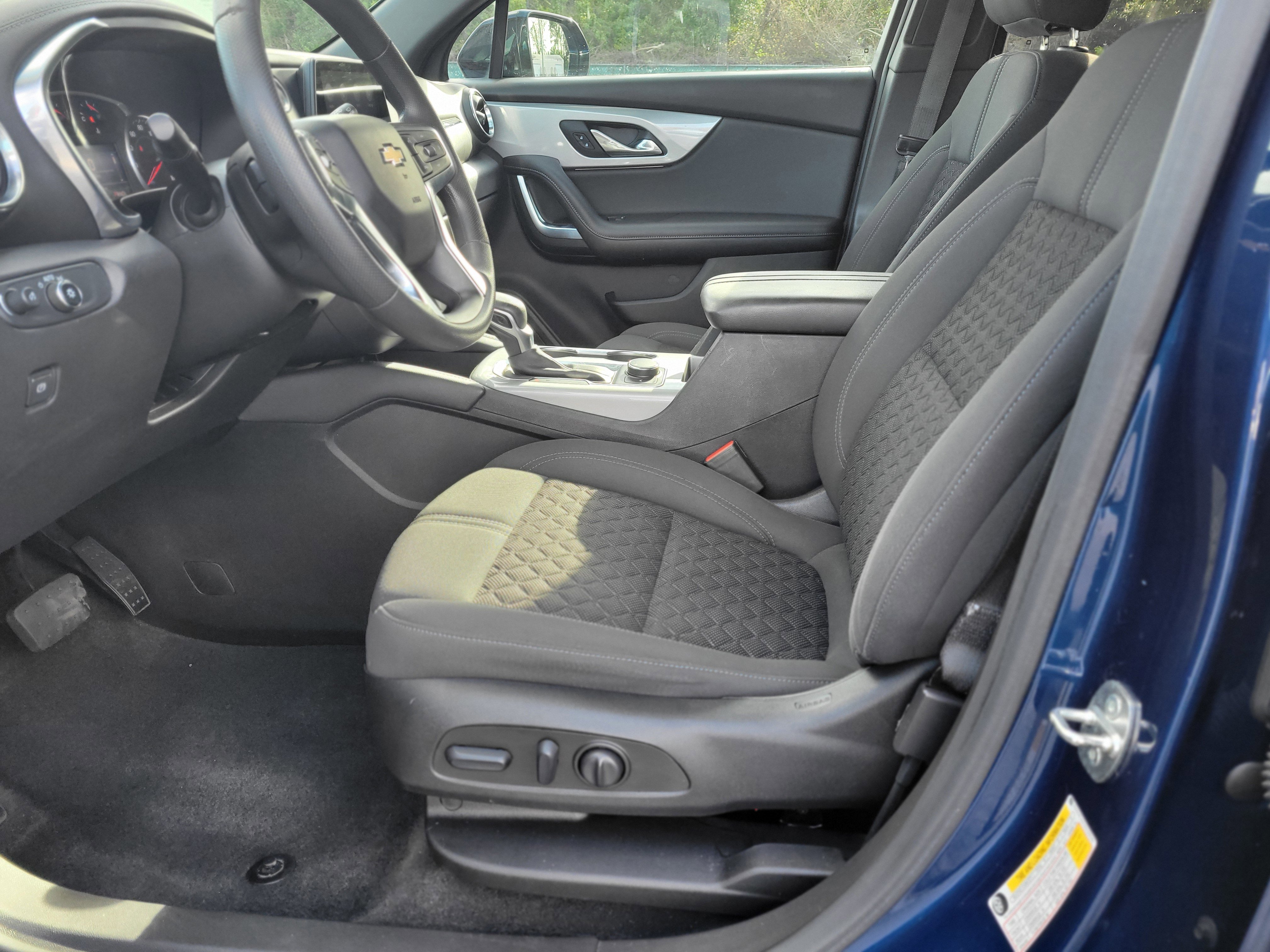 Certified 2022 Chevrolet Blazer LT w/ Midnight/Sport Edition image 29