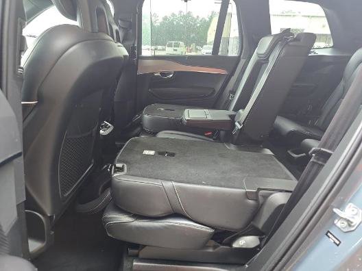 Used 2021 Volvo XC90 T5 R-Design FWD image 8