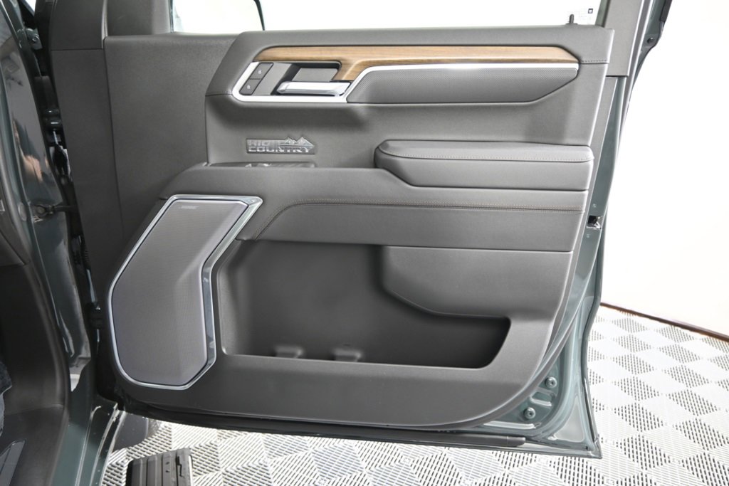 New 2026 Chevrolet Silverado 1500 High Country image 14