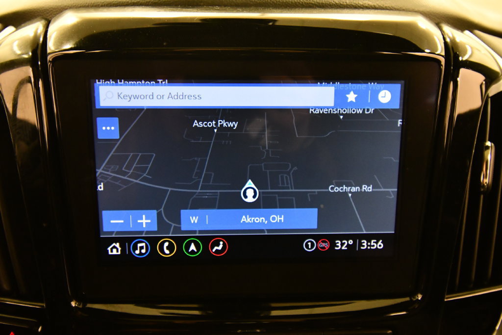 Used 2023 Chevrolet Traverse High Country AWD/4WD image 26